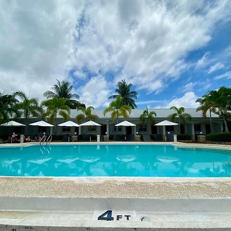 Panglao Regents Park Resort Bagian luar foto