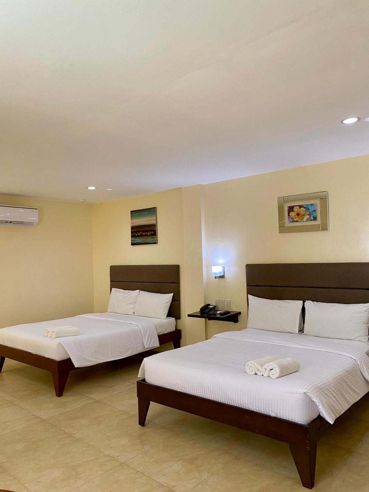 Panglao Regents Park Resort Bagian luar foto
