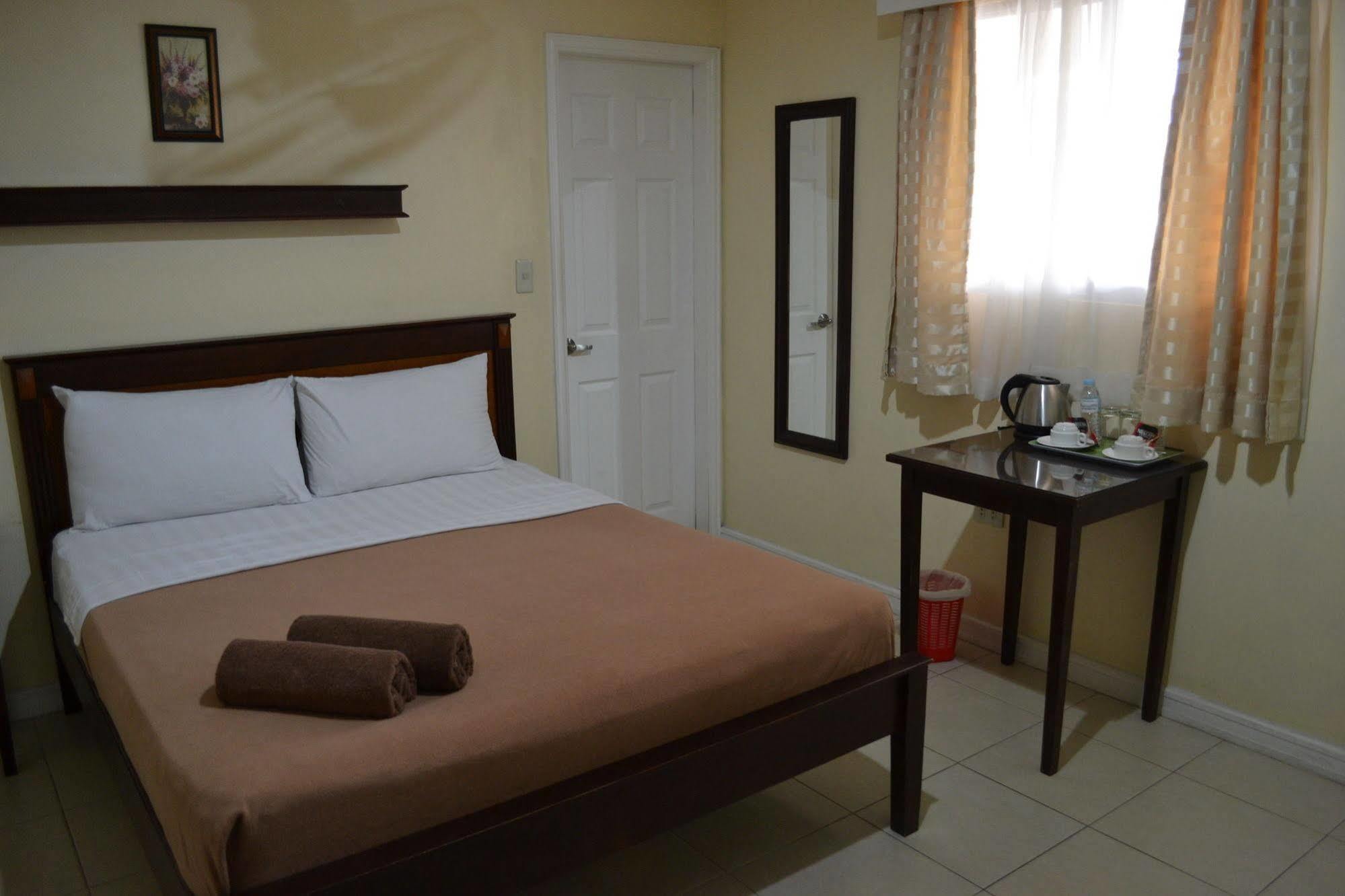 Panglao Regents Park Resort Bagian luar foto
